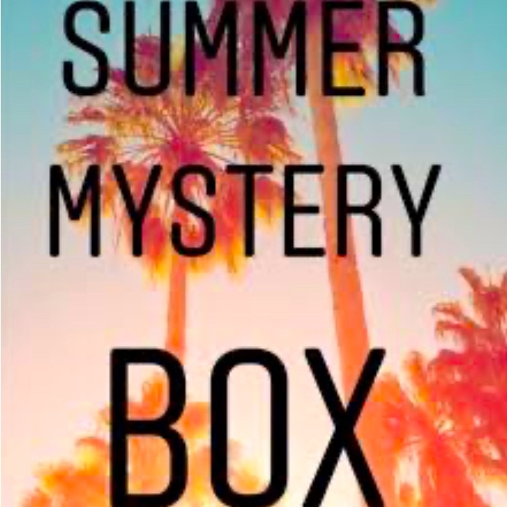 MYSTERY BOX XS/S VALUE 150.00 PLUS